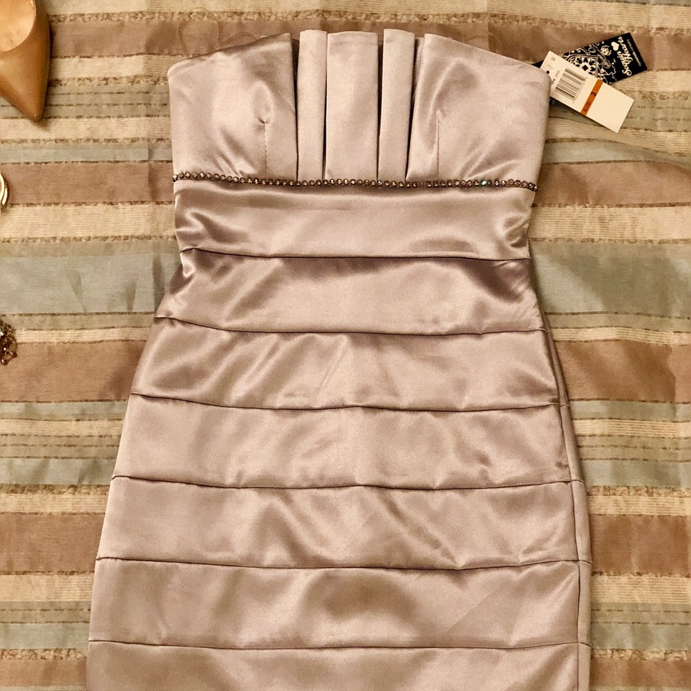 Cocktail Dress - Picture 3 of 8